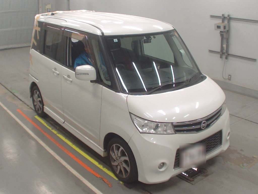 NISSAN ROOX