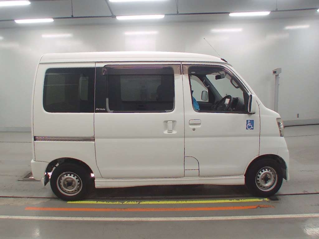 DAIHATSU ATRAI