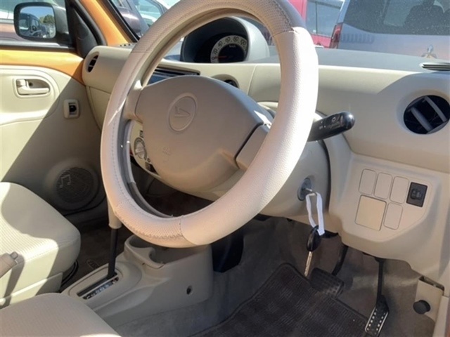 DAIHATSU ESSE