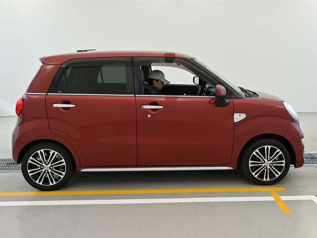 DAIHATSU CAST