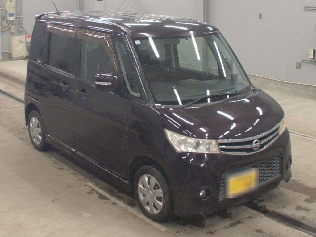 NISSAN ROOX