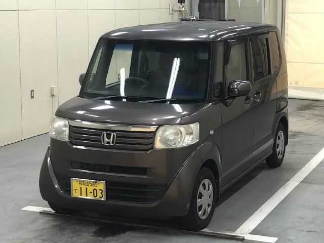 HONDA N-BOX