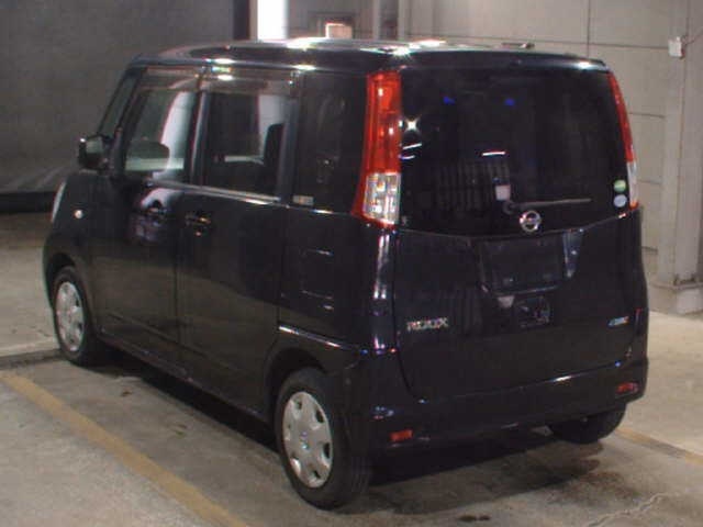 NISSAN ROOX