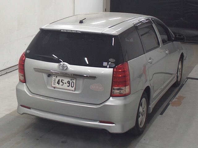 TOYOTA WISH