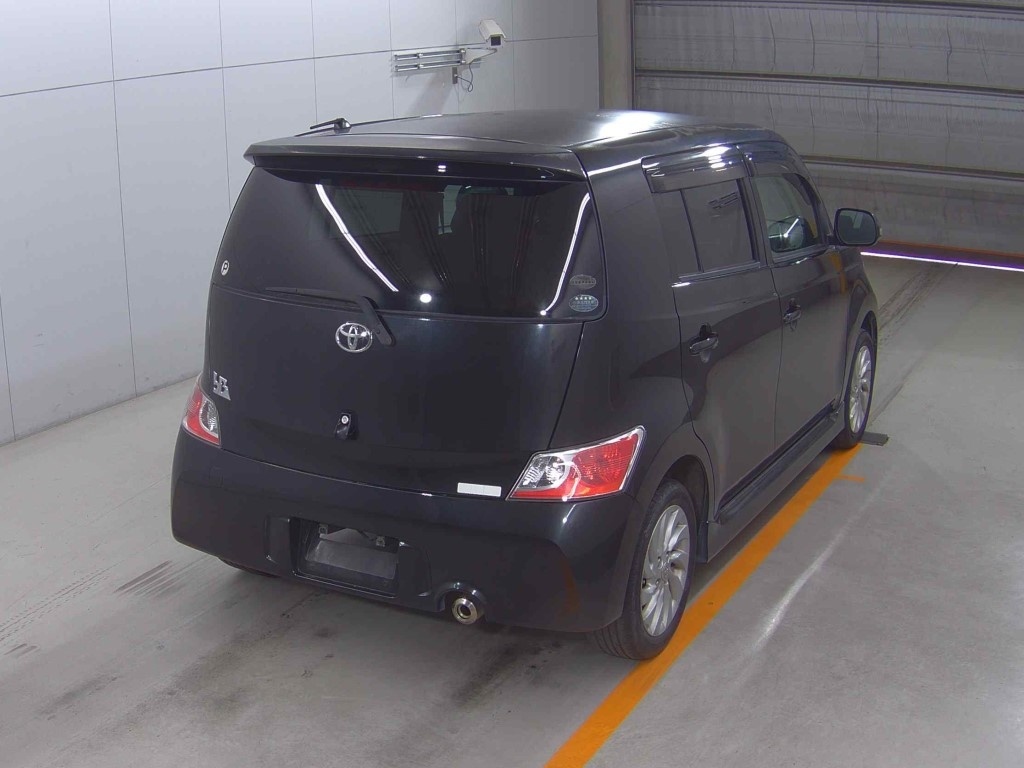 TOYOTA BB