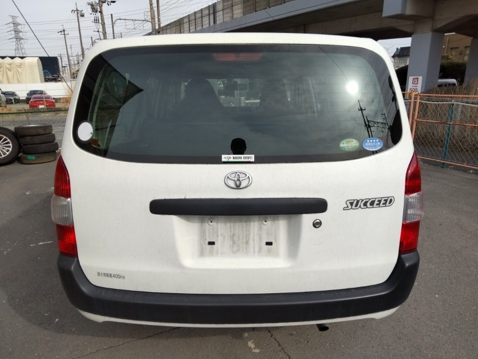 TOYOTA PROBOX