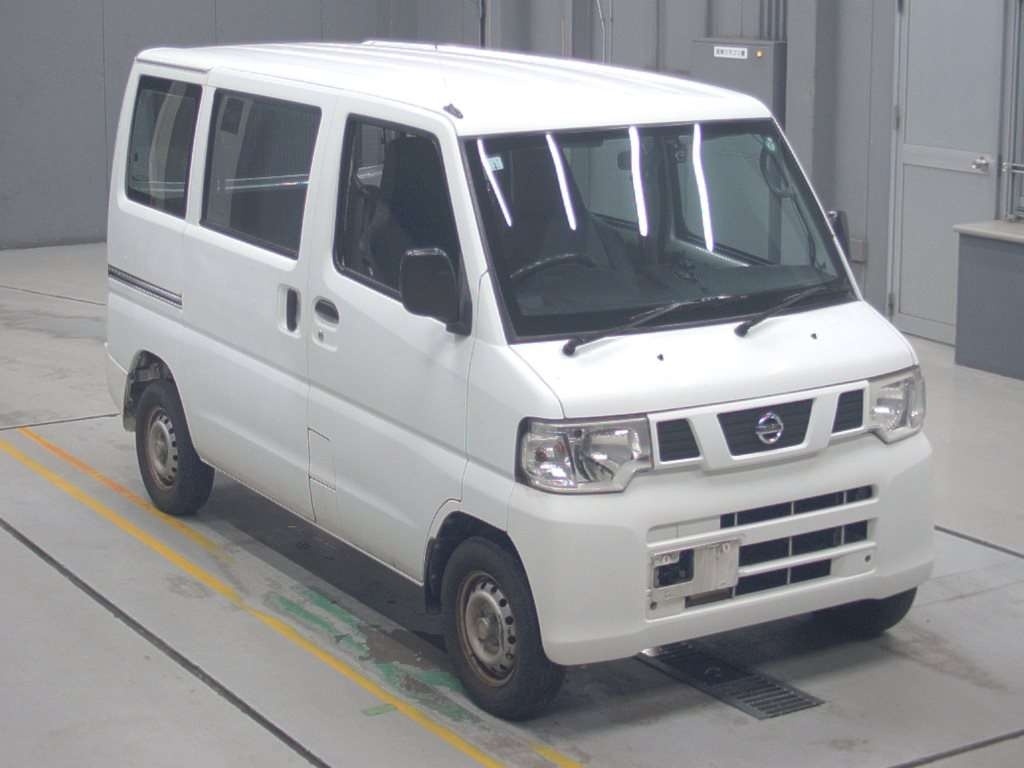 NISSAN NV100 CLIPPER