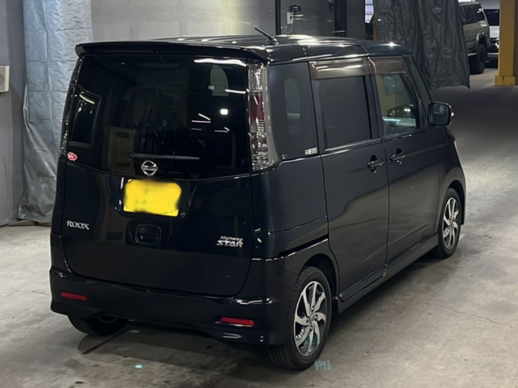 NISSAN ROOX