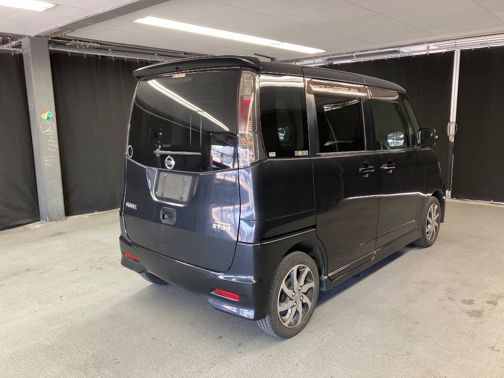 NISSAN ROOX