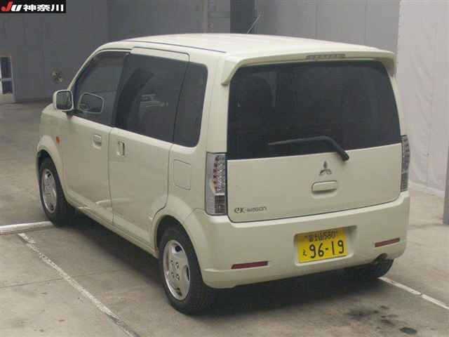 MITSUBISHI EK WAGON