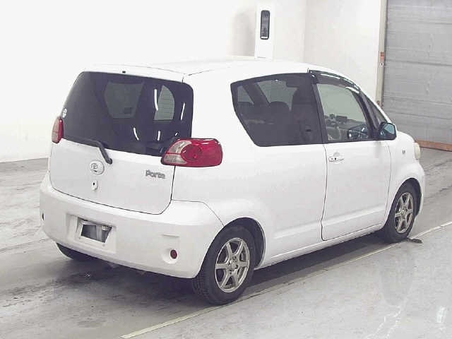 TOYOTA PORTE