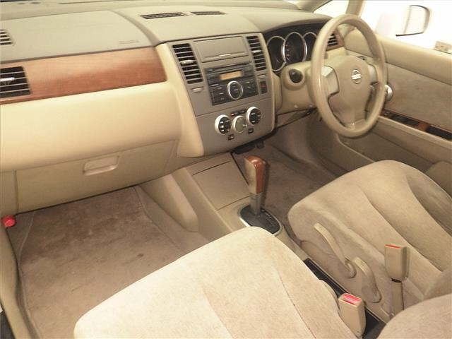 NISSAN TIIDA LATIO