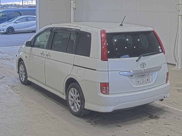 TOYOTA ISIS