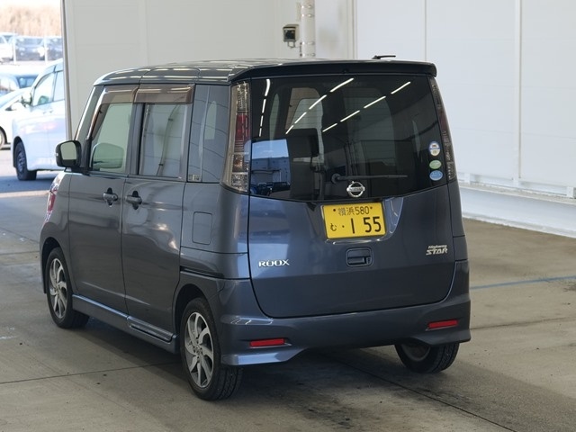 NISSAN ROOX
