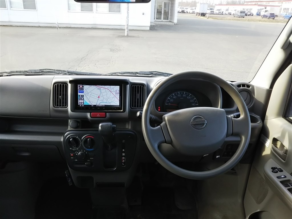 NISSAN NV100 CLIPPER