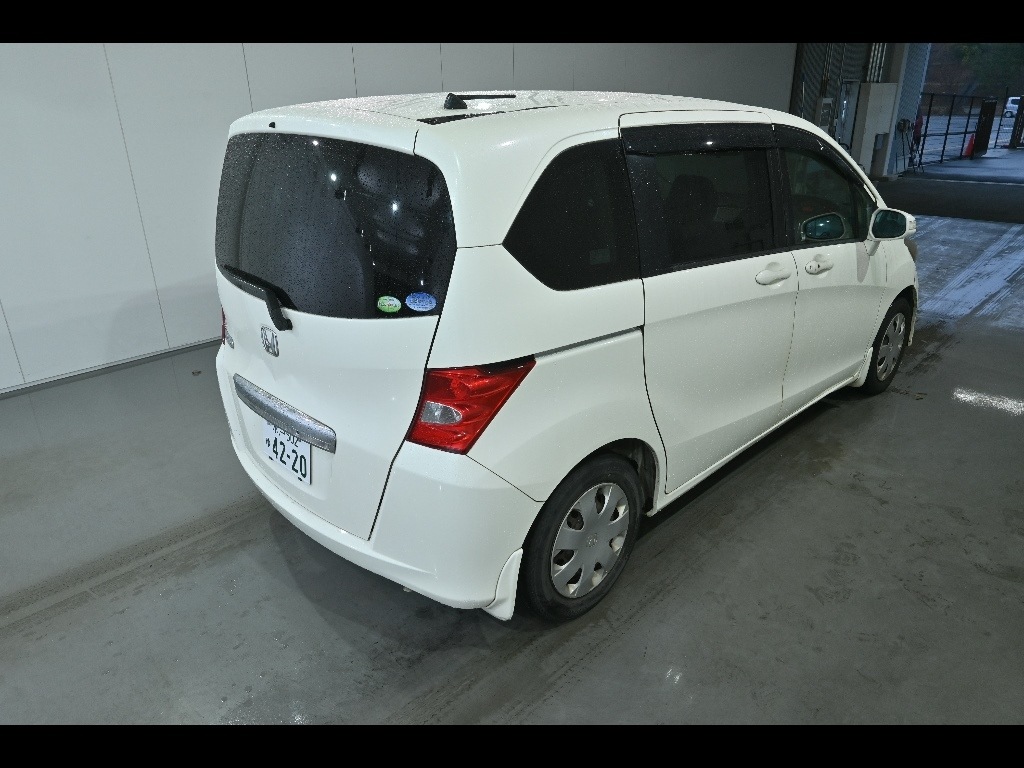 HONDA FREED
