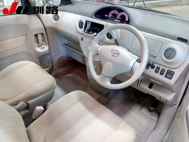 TOYOTA PORTE