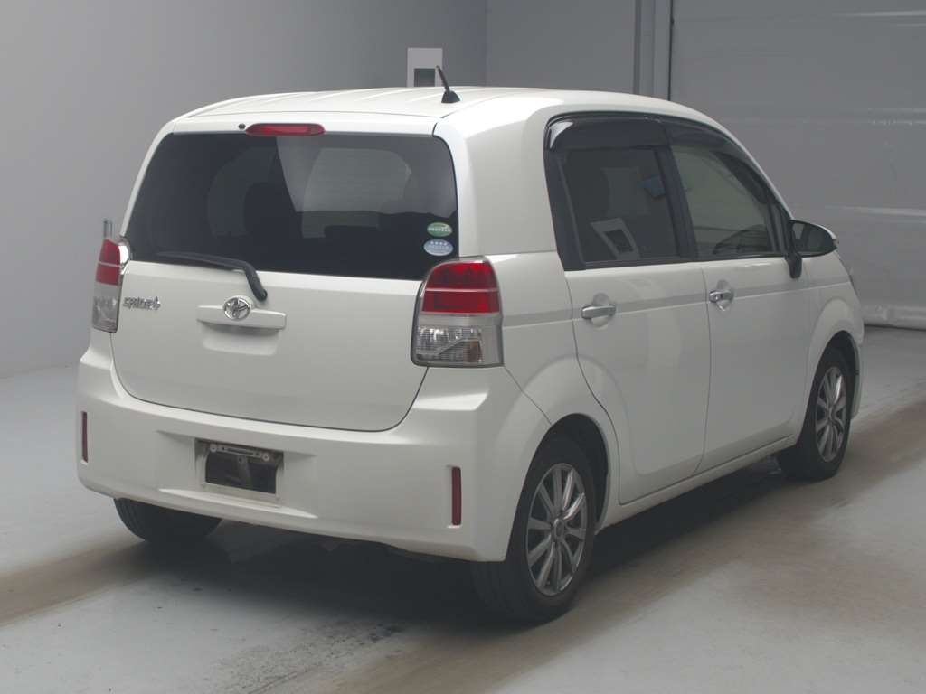TOYOTA SPADE