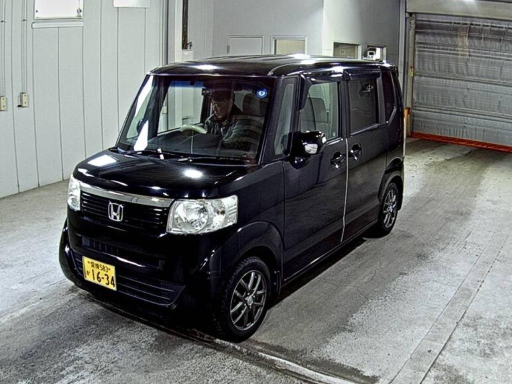 HONDA N-BOX