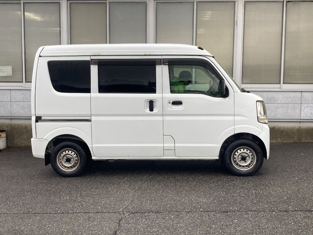 NISSAN NV100 CLIPPER