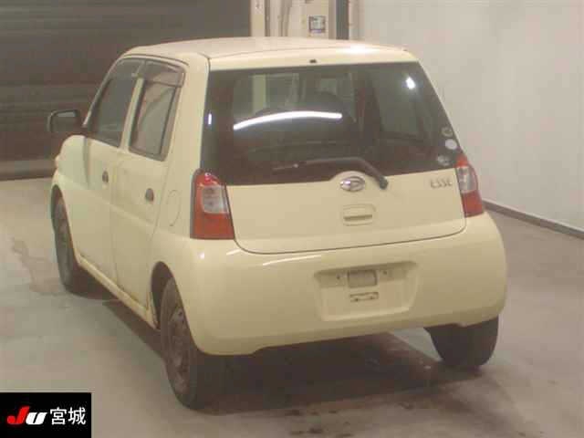 DAIHATSU ESSE