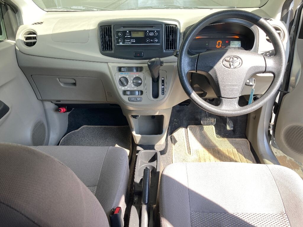 TOYOTA PIXIS EPOCH