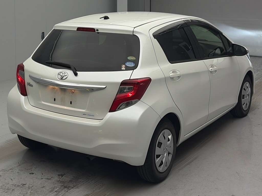 TOYOTA VITZ