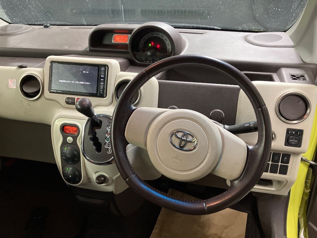 TOYOTA SPADE