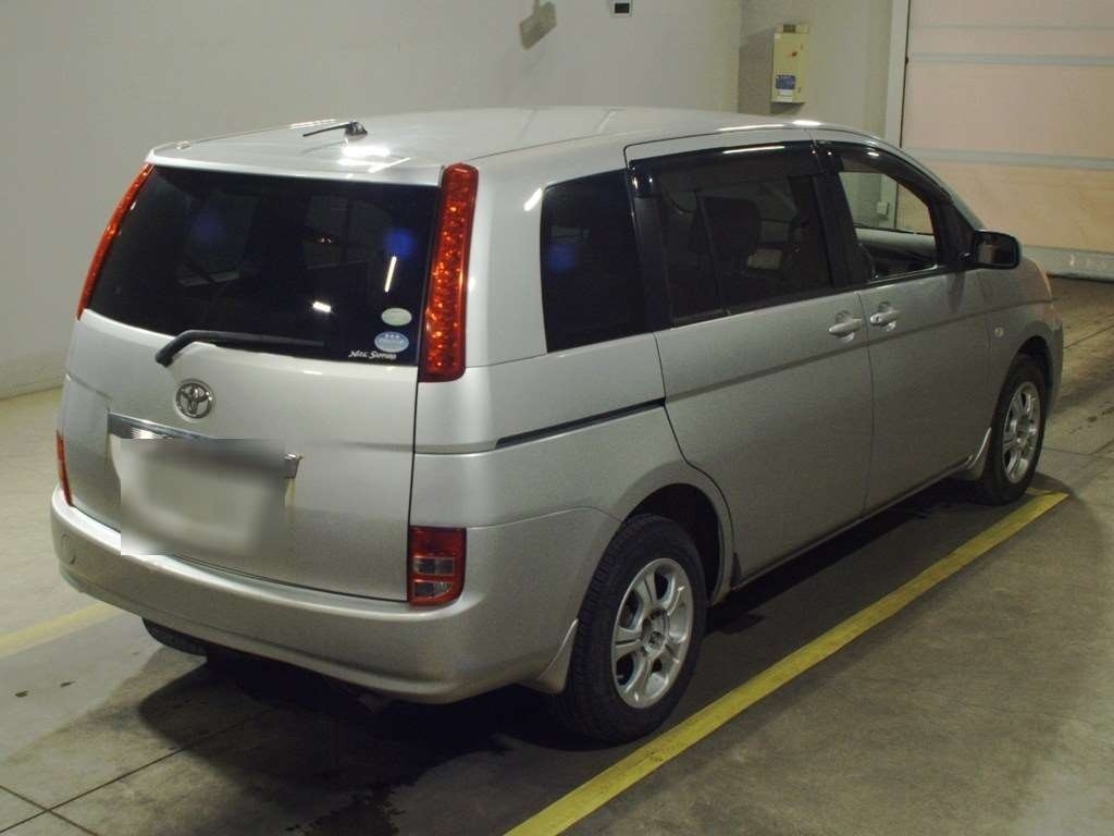 TOYOTA ISIS