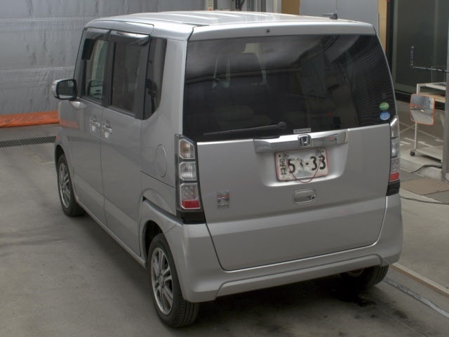 HONDA N-BOX