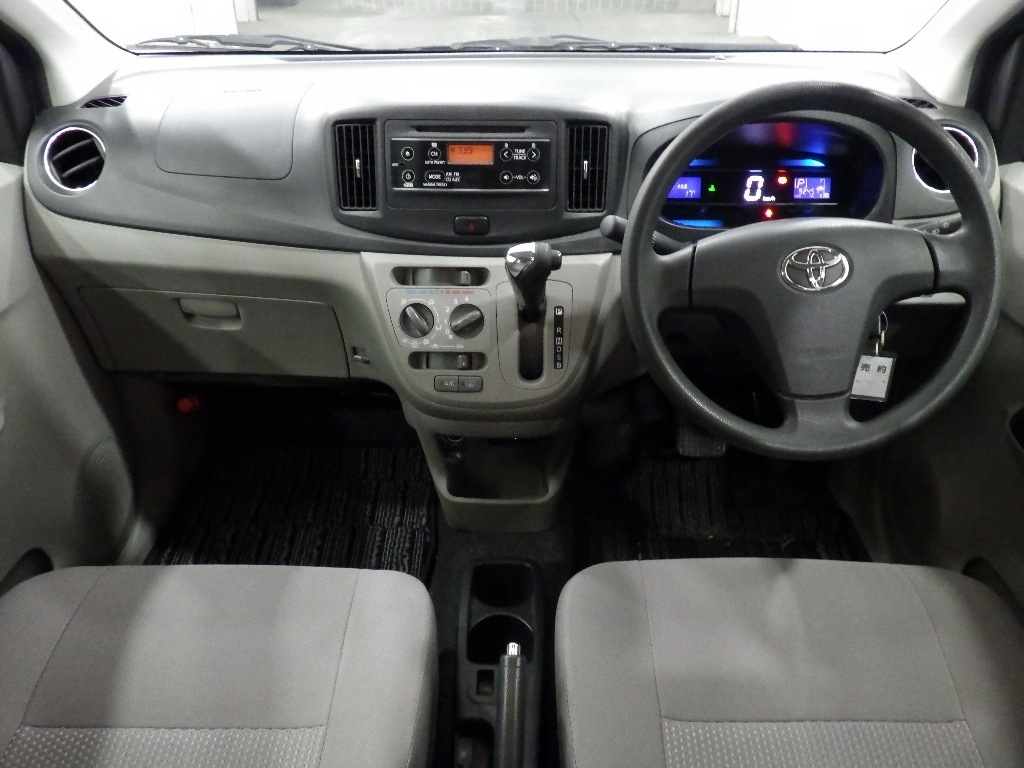 TOYOTA PIXIS EPOCH