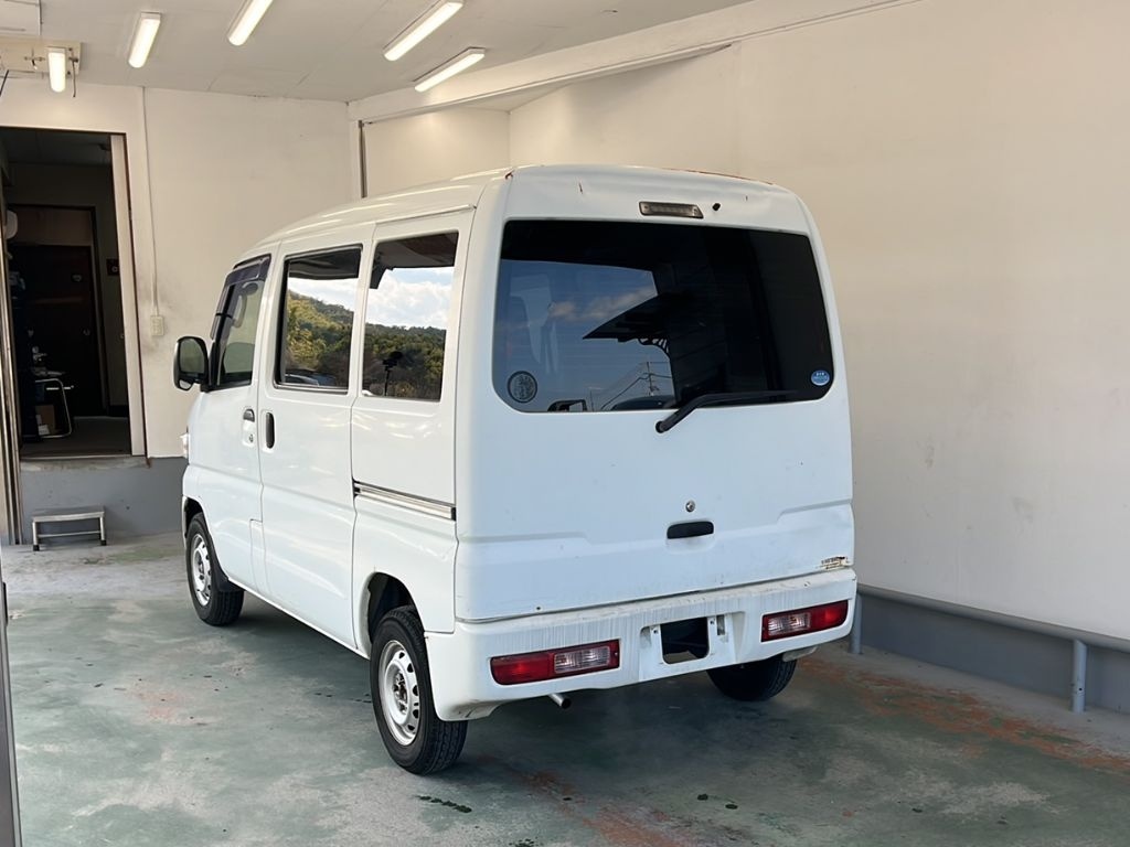 MITSUBISHI MINICAB