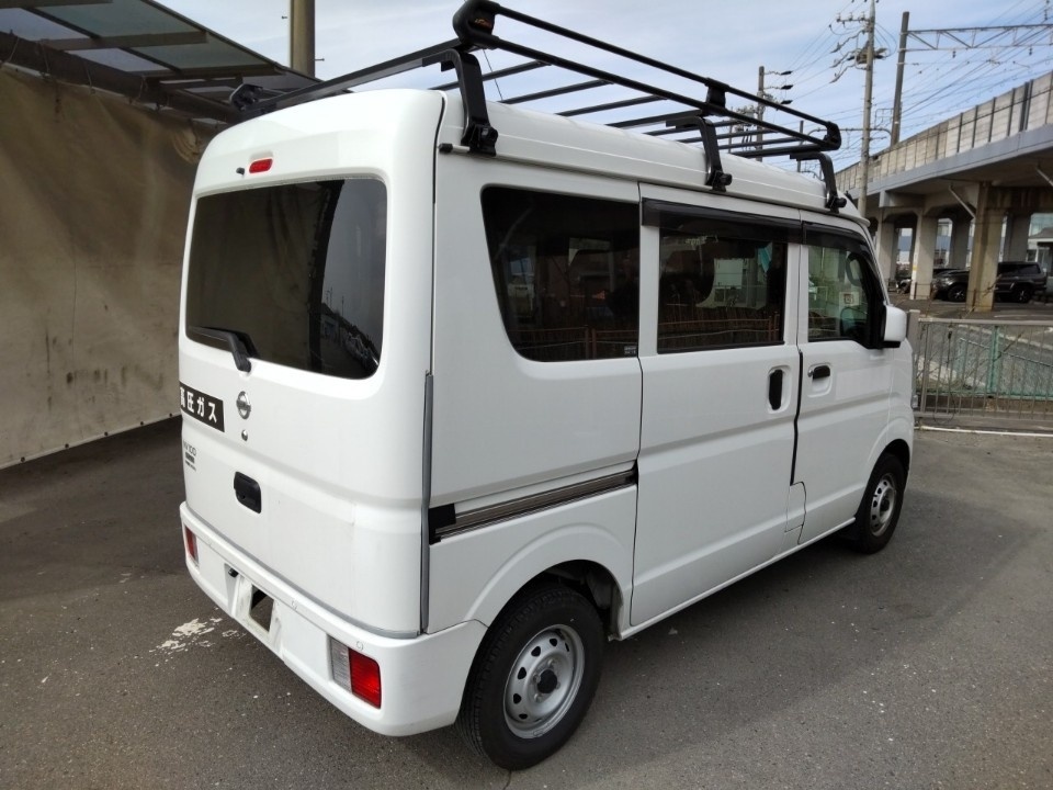 NISSAN NV100 CLIPPER