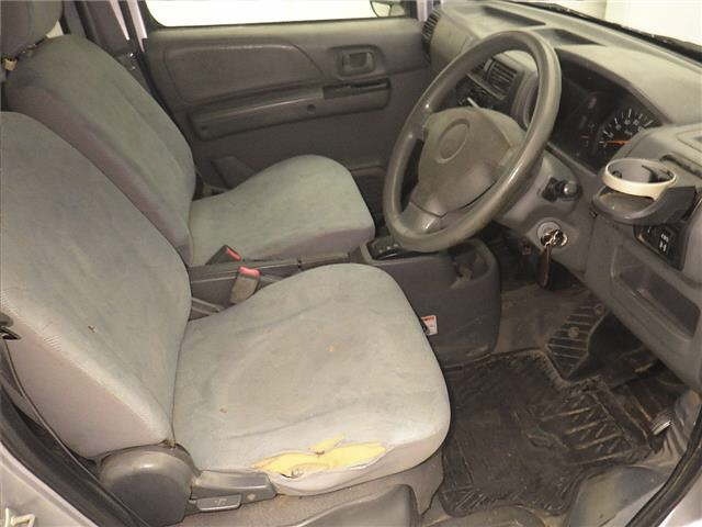 MITSUBISHI MINICAB