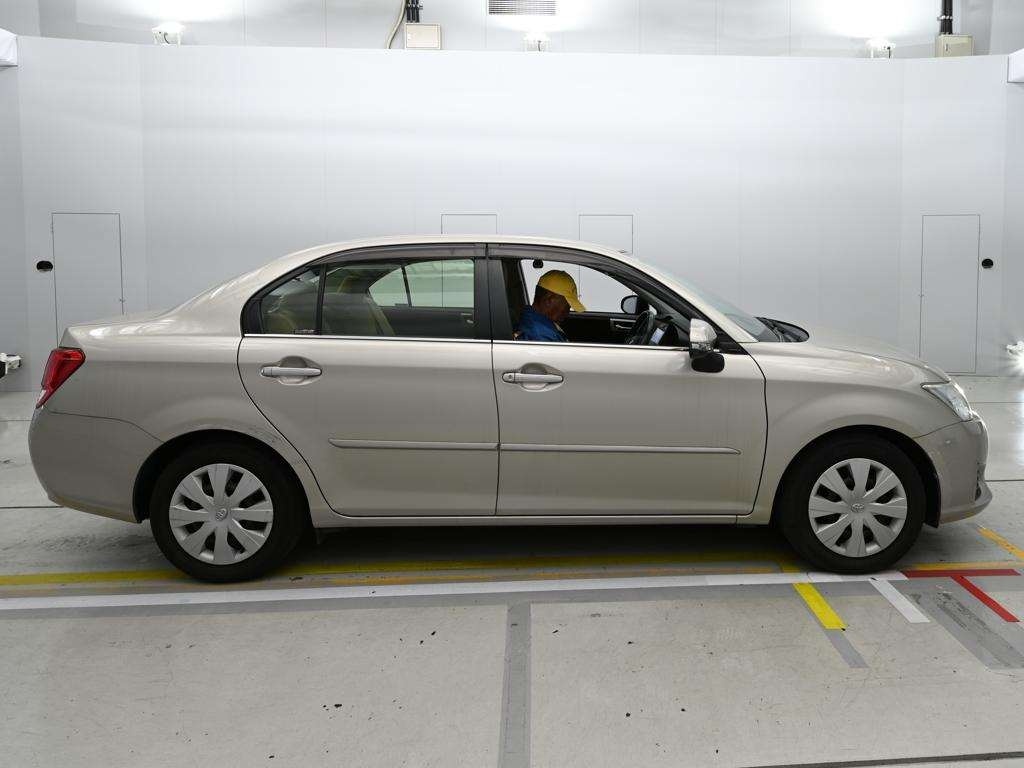 TOYOTA COROLLA AXIO