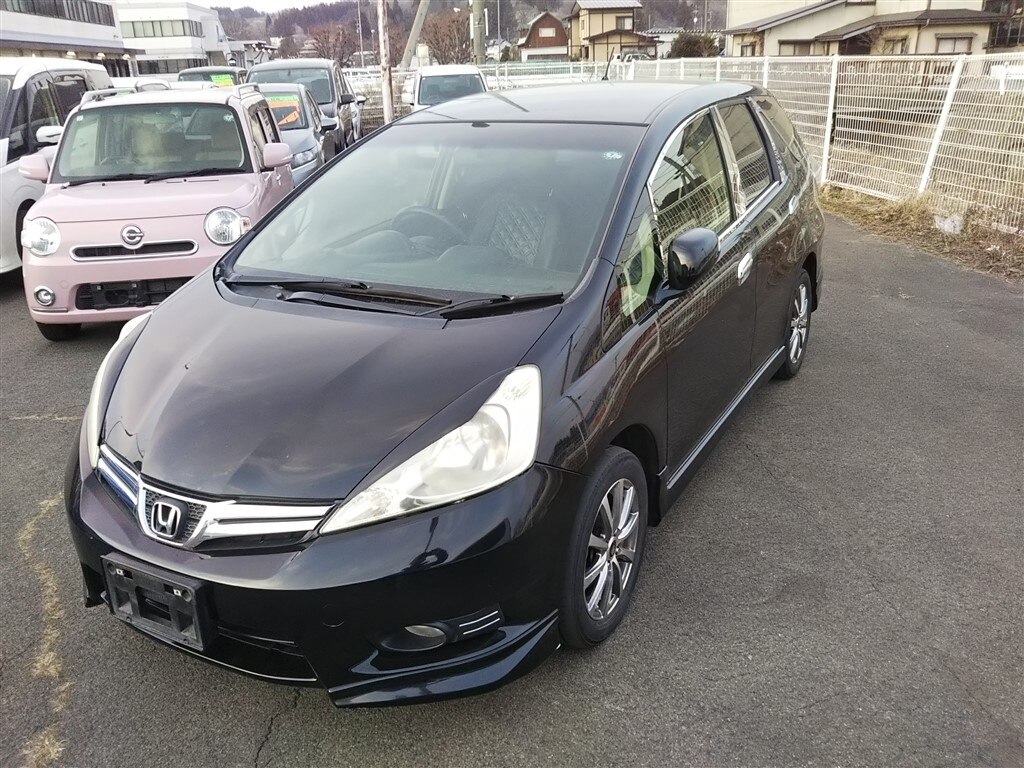 HONDA FIT SHUTTLE