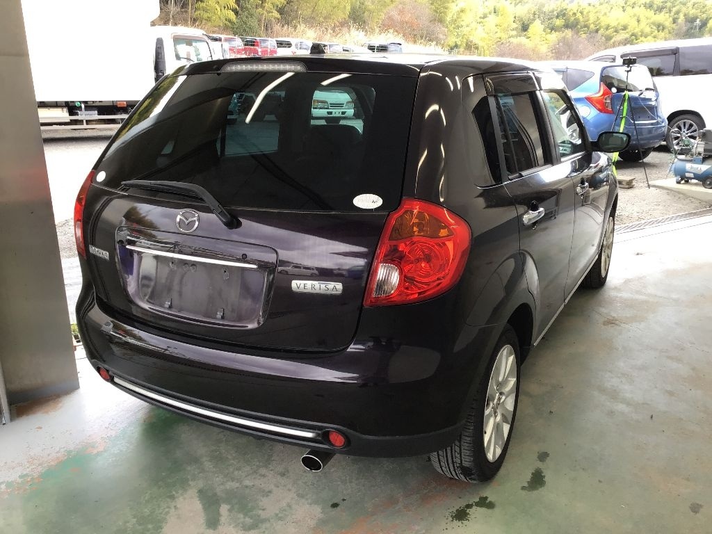 MAZDA VERISA