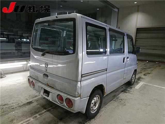 NISSAN CLIPPER