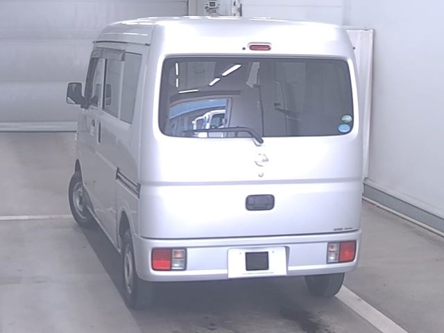 NISSAN NV100 CLIPPER
