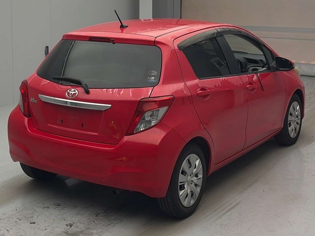 TOYOTA VITZ