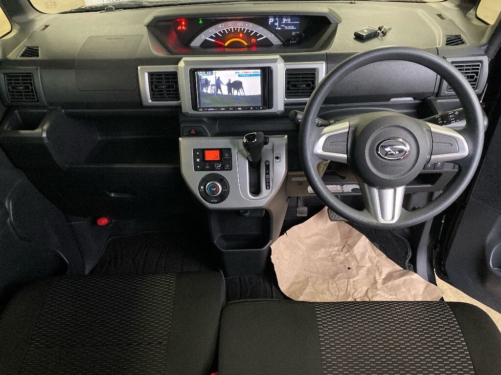 DAIHATSU WAKE