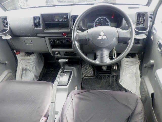 MITSUBISHI MINICAB