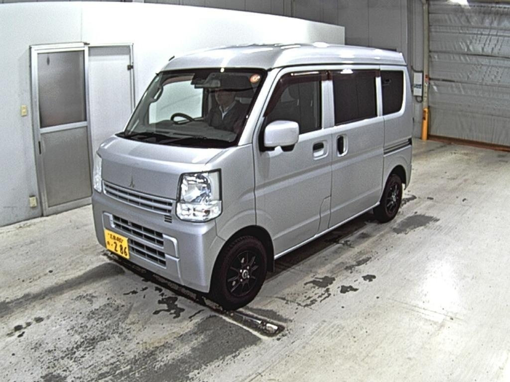 MITSUBISHI MINICAB