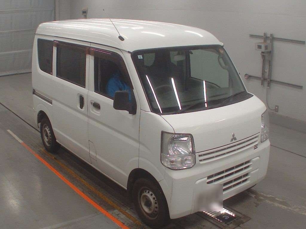 MITSUBISHI MINICAB