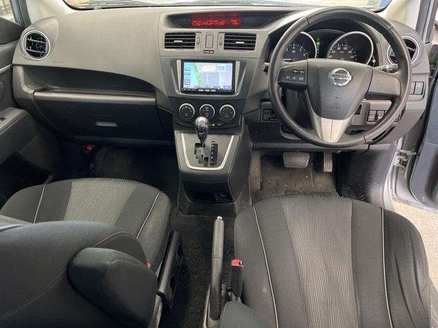 NISSAN LAFESTA