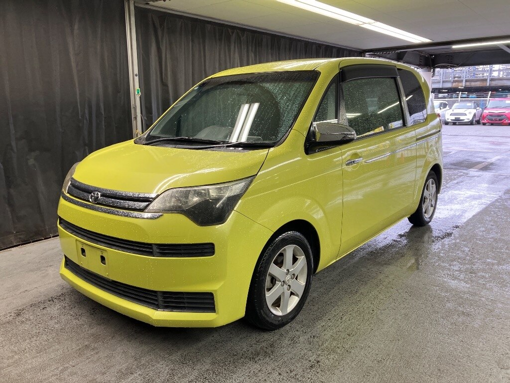 TOYOTA SPADE