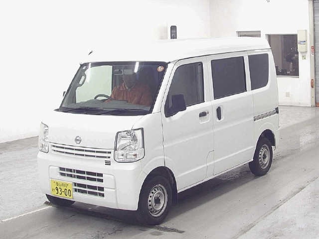 NISSAN NV100 CLIPPER