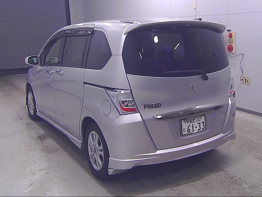 HONDA FREED