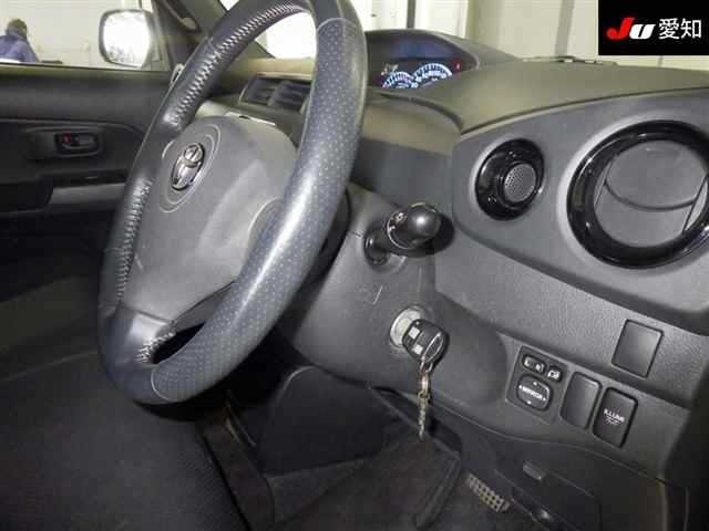 TOYOTA BB