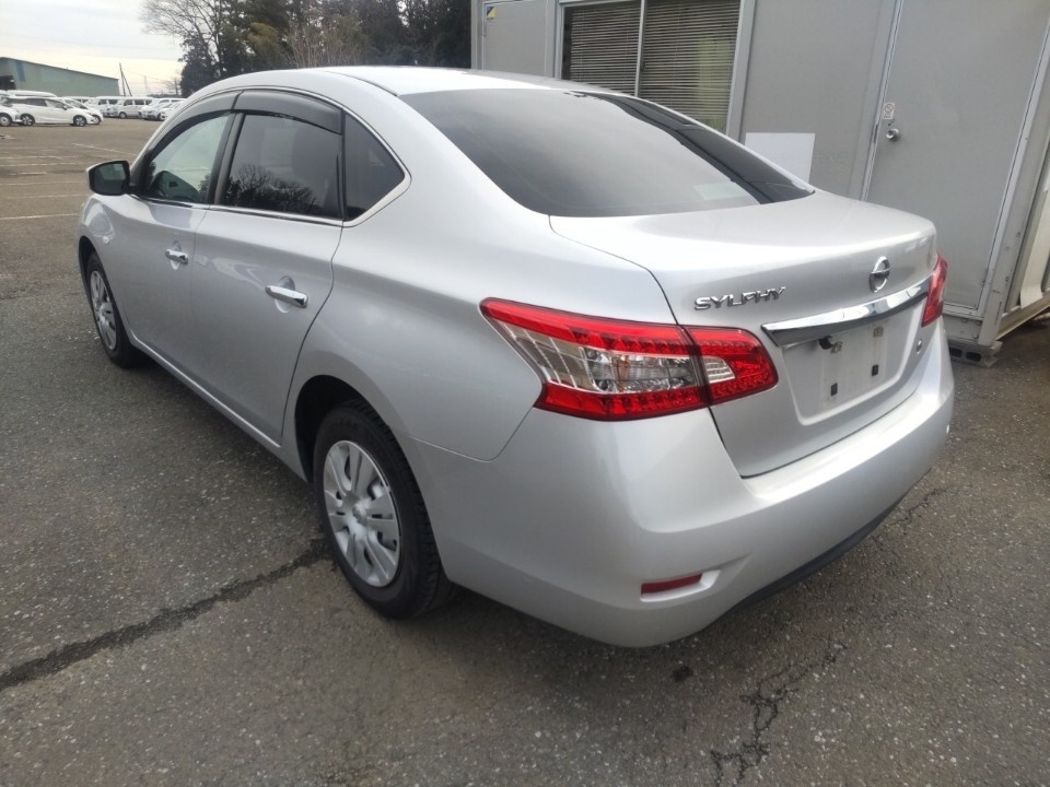 NISSAN SYLPHY